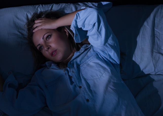 总是失眠，身体也好不了哪去，提高睡眠质量的3种方法