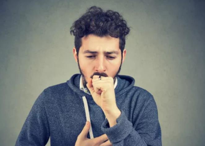 哮喘是怎么回事？什么原因造成哮喘？哮喘有哪些症状？