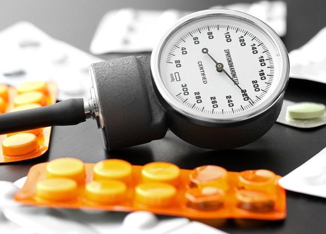 高血压降压药，ACE抑制剂和血管紧张素II拮抗剂有什么区别？